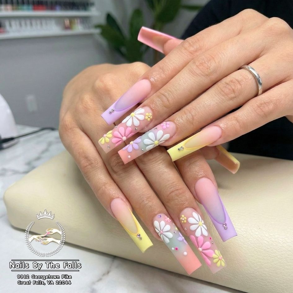 Nails By the Falls_13426